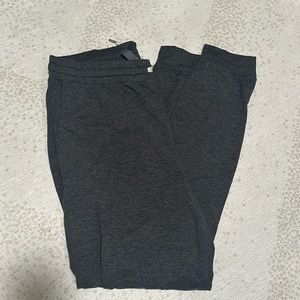 Vuori joggers